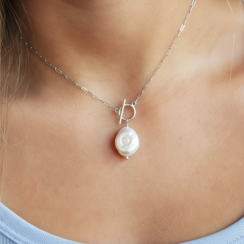 Pearl Choker Silver Detail 1